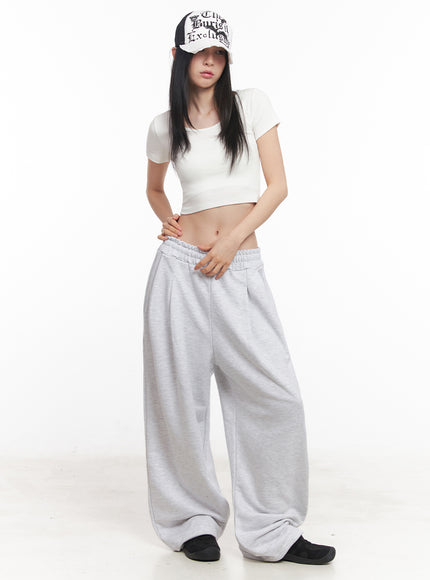 patched-graphic-mesh-cap-iy516