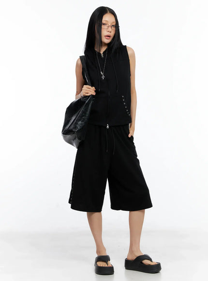 eyelet-athletic-bermuda-shorts-cl529