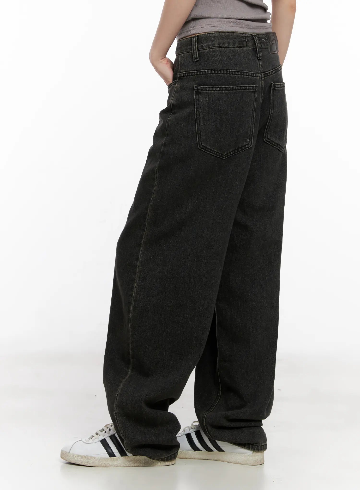 roxy-classic-wide-leg-jeans-cg522