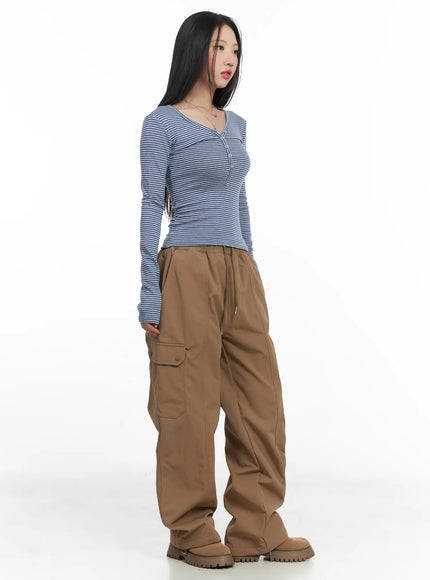wide-leg-cargo-pants-cd530