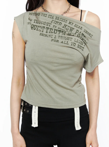 graphic-print-off-shoulder-top-cu511