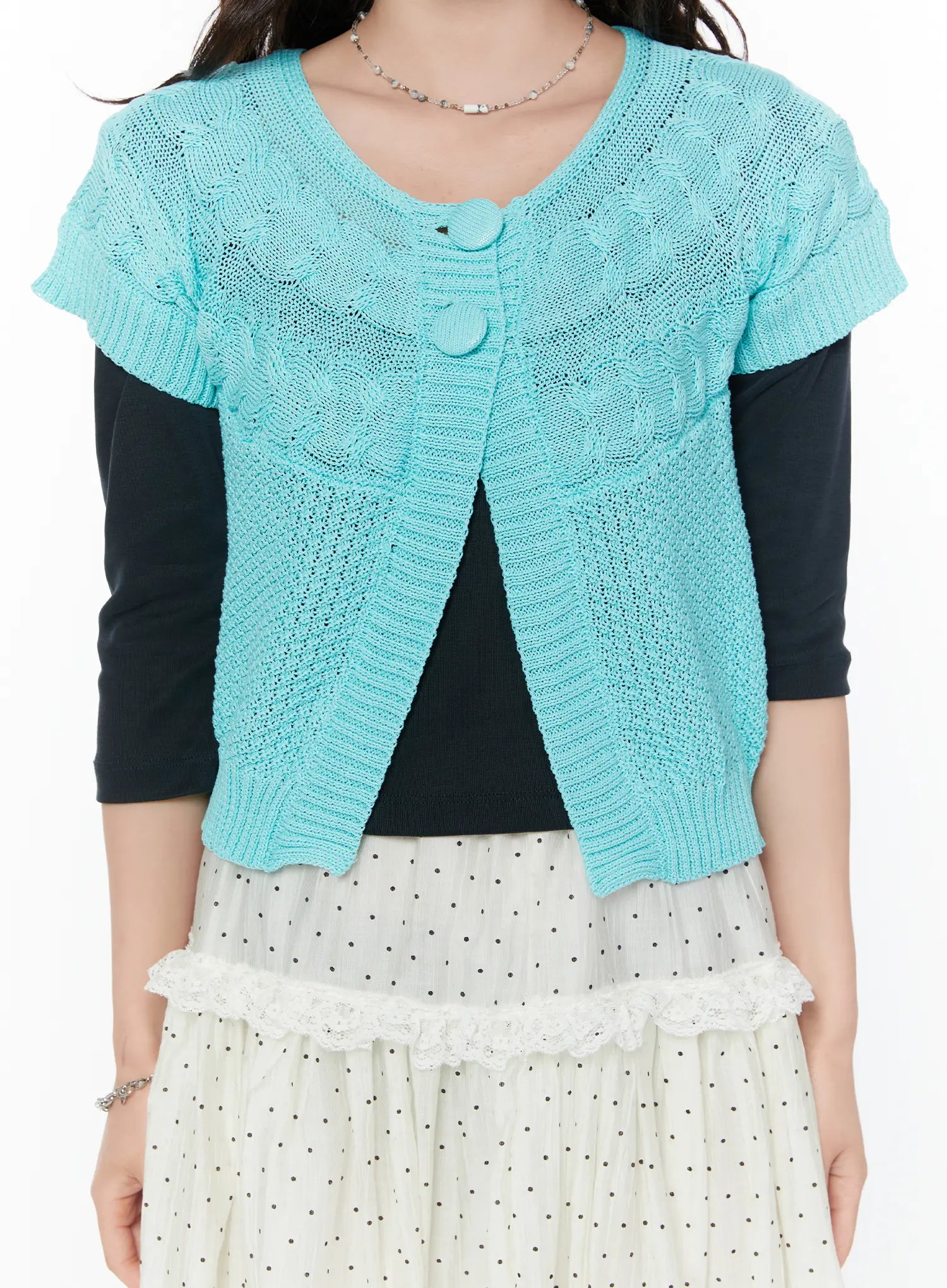short-sleeve-cable-knit-cardigan-cy515