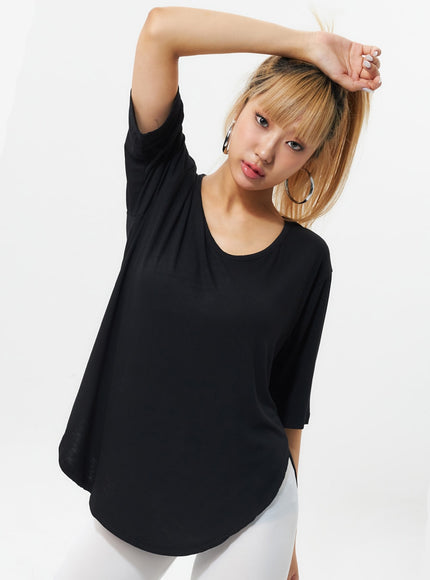 scoop-neck-oversized-top-il318