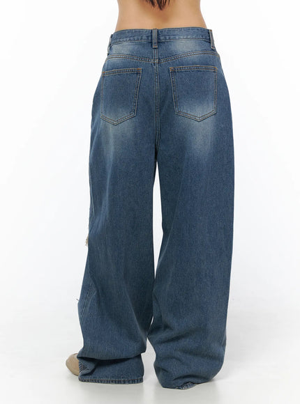 mika-distressed-wide-leg-jeans-cu512