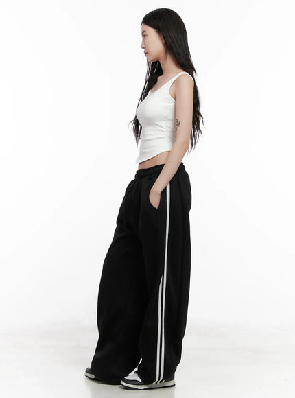 cozy-wide-leg-track-sweatpants-cn512