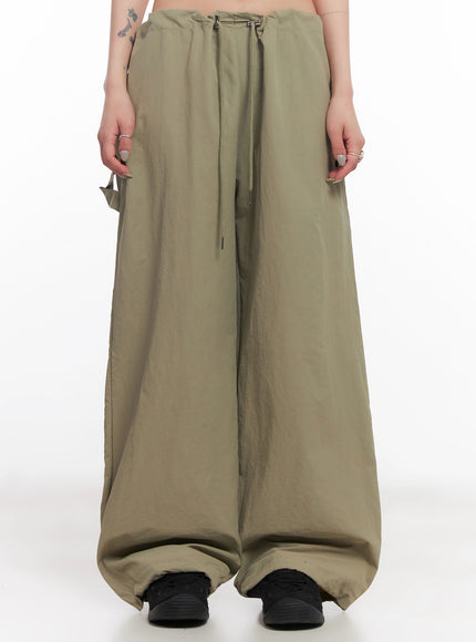 nylon-cargo-relaxed-fit-pants-ic503