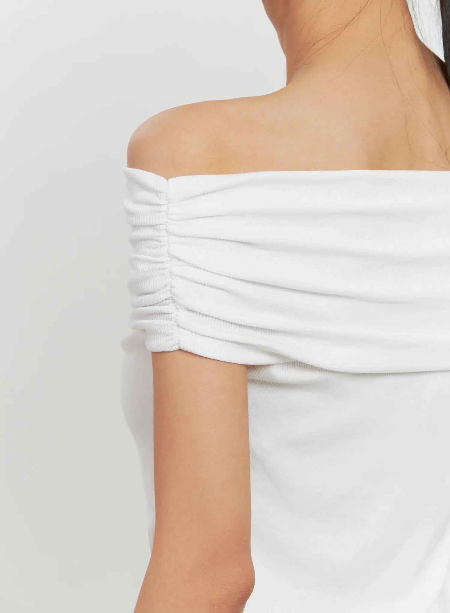 classic-off-shoulder-top-il528