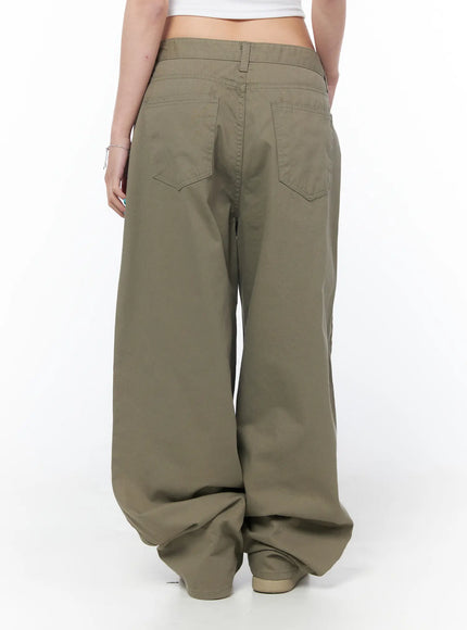 relaxed-fit-wide-leg-pants-cy529