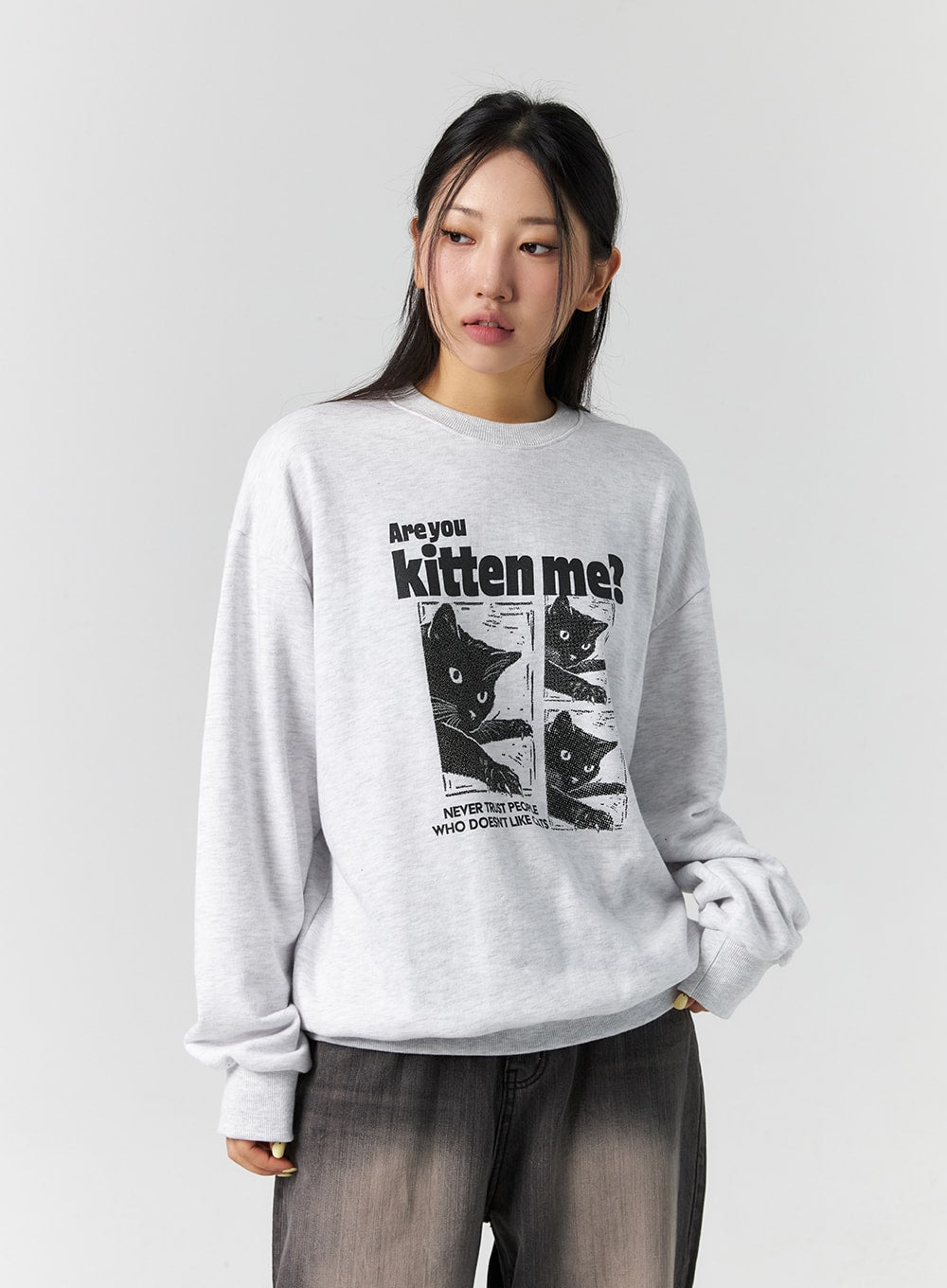 Kitty Graphic Print Sweatshirt CS303