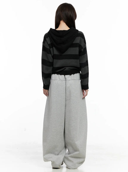 relaxed-fit-pintuck-sweatpants-co521