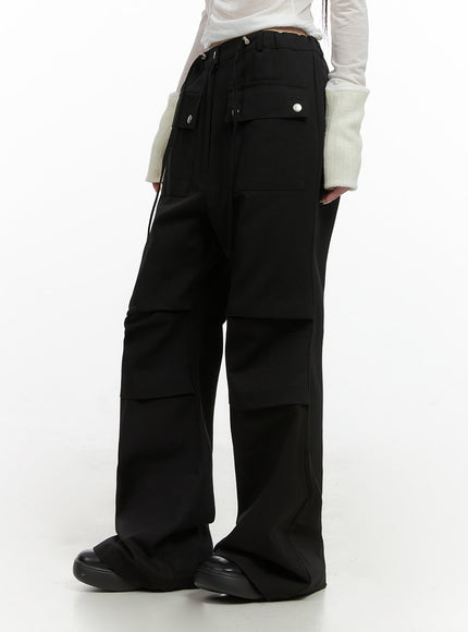 string-boot-cut-parachuate-pants-cs430