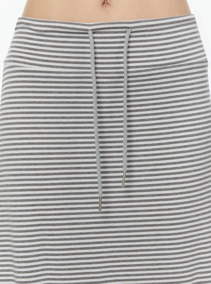 striped-drawstring-maxi-skirt-iu522