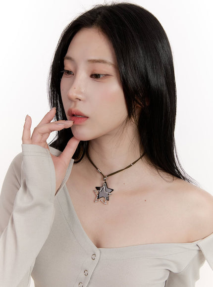 leather-strap-star-necklace-cj531