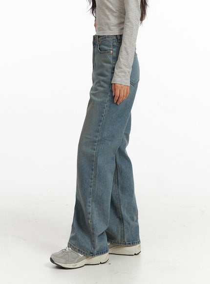 solid-straight-leg-jeans-cf407