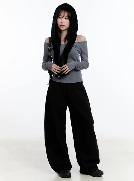 chic-chain-strap-off-shoulder-top-cn525