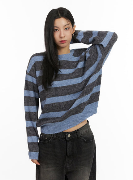 striped-knitted-sweater-ij503