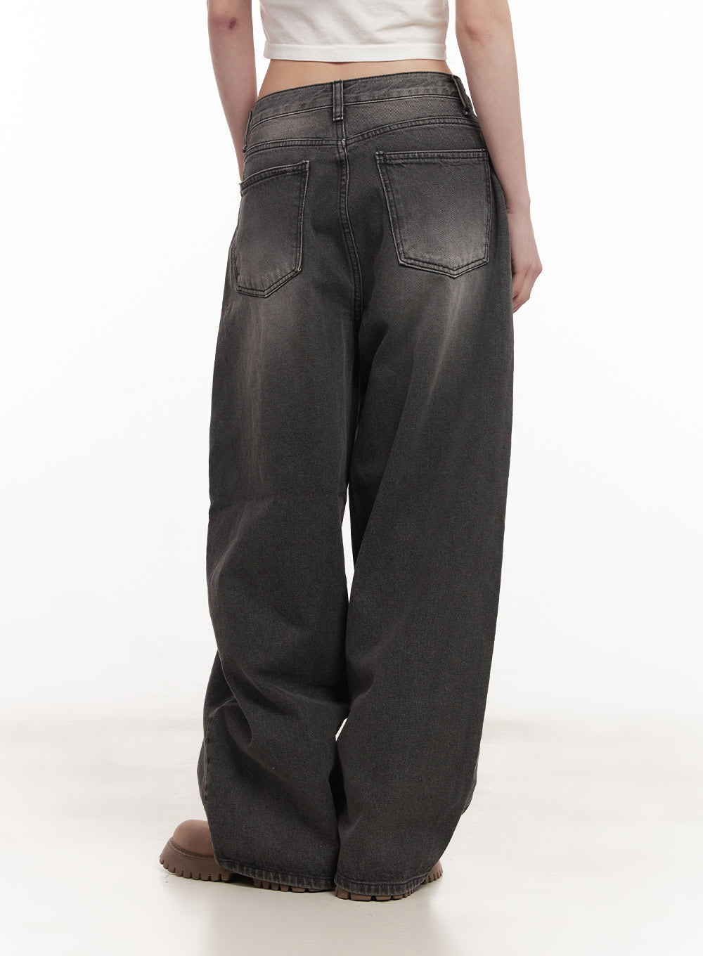 Dianna Baggy Jeans CM518 in dark gray, back view on model, dual patch pockets with contrast stitching, washed denim fading at seat, floor-grazing wide leg.