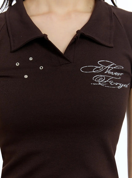 eyelet-graphic-collared-tee-iu524