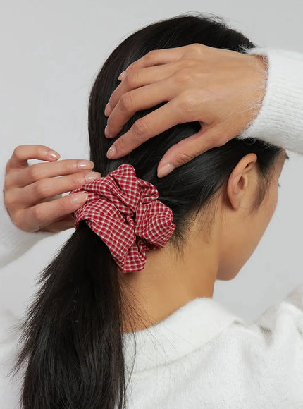 gingham-scrunchie-in503
