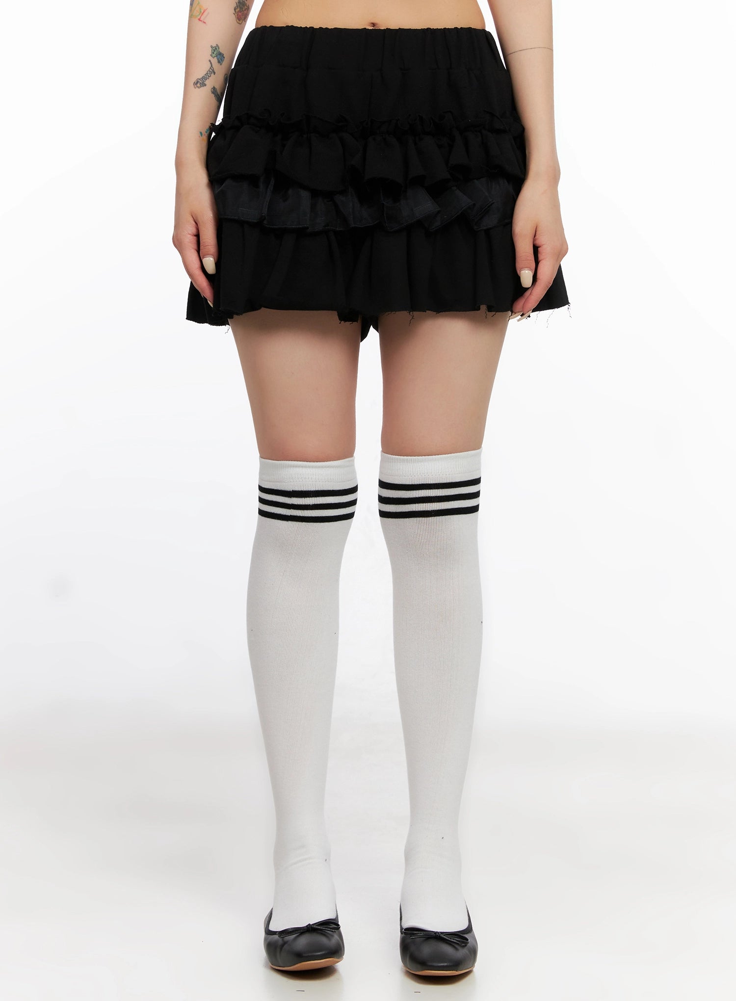 layered-ruffle-mini-skirt-is508