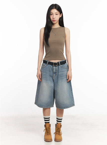 sleek-sleeveless-crop-top-iy529