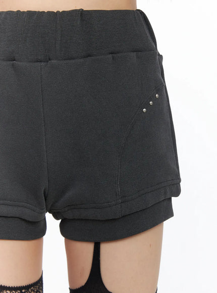 studded-fleece-shorts-cj501