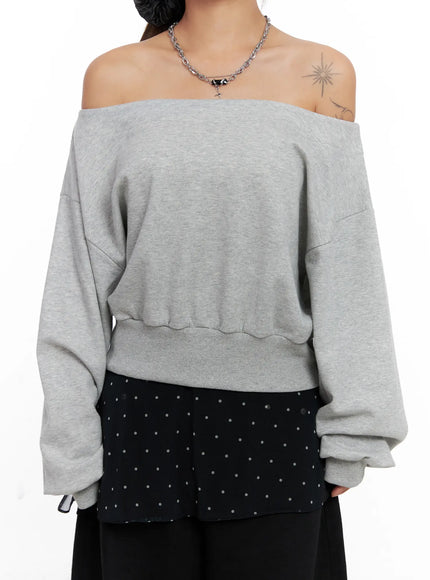 off-shoulder-boat-neck-sweatshirt-cs524