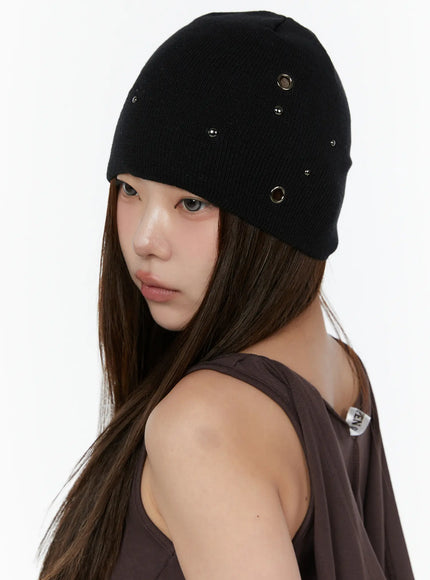 studded-rivet-beanie-cy519