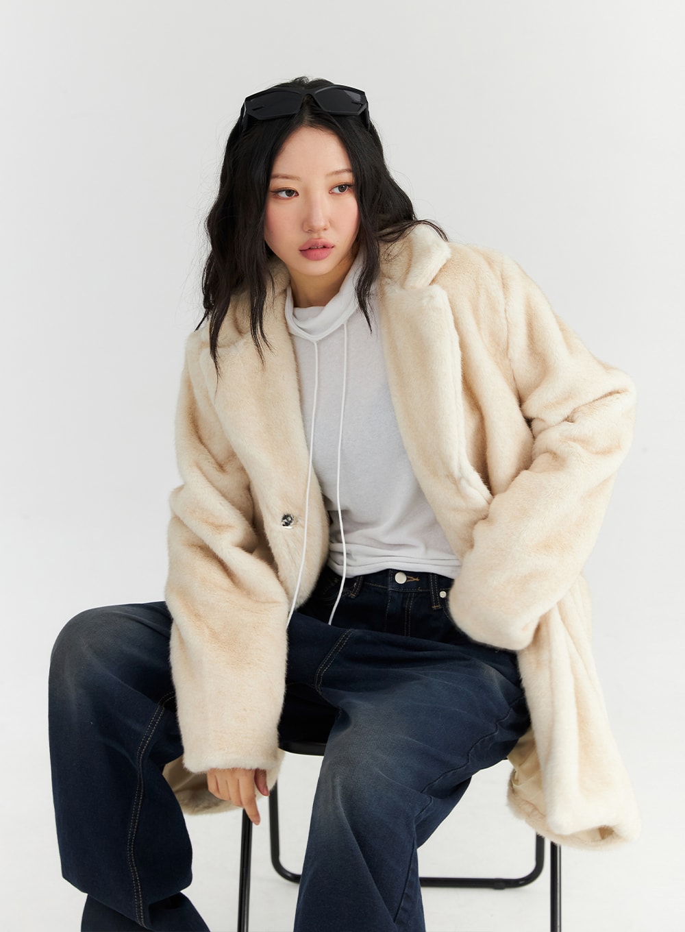 long-sleeve-faux-fur-jacket-cn303 / Beige