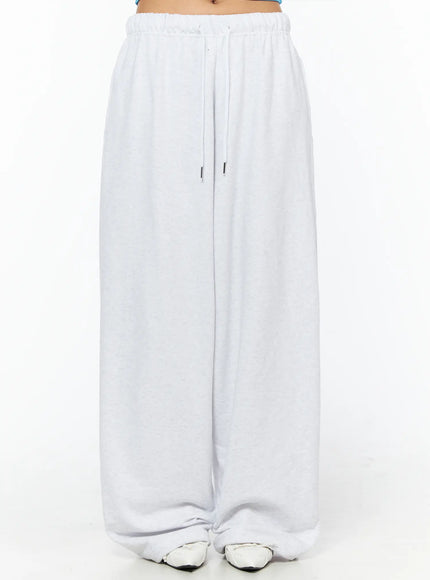 graphic-lettering-studded-wide-leg-sweatpants-cu518