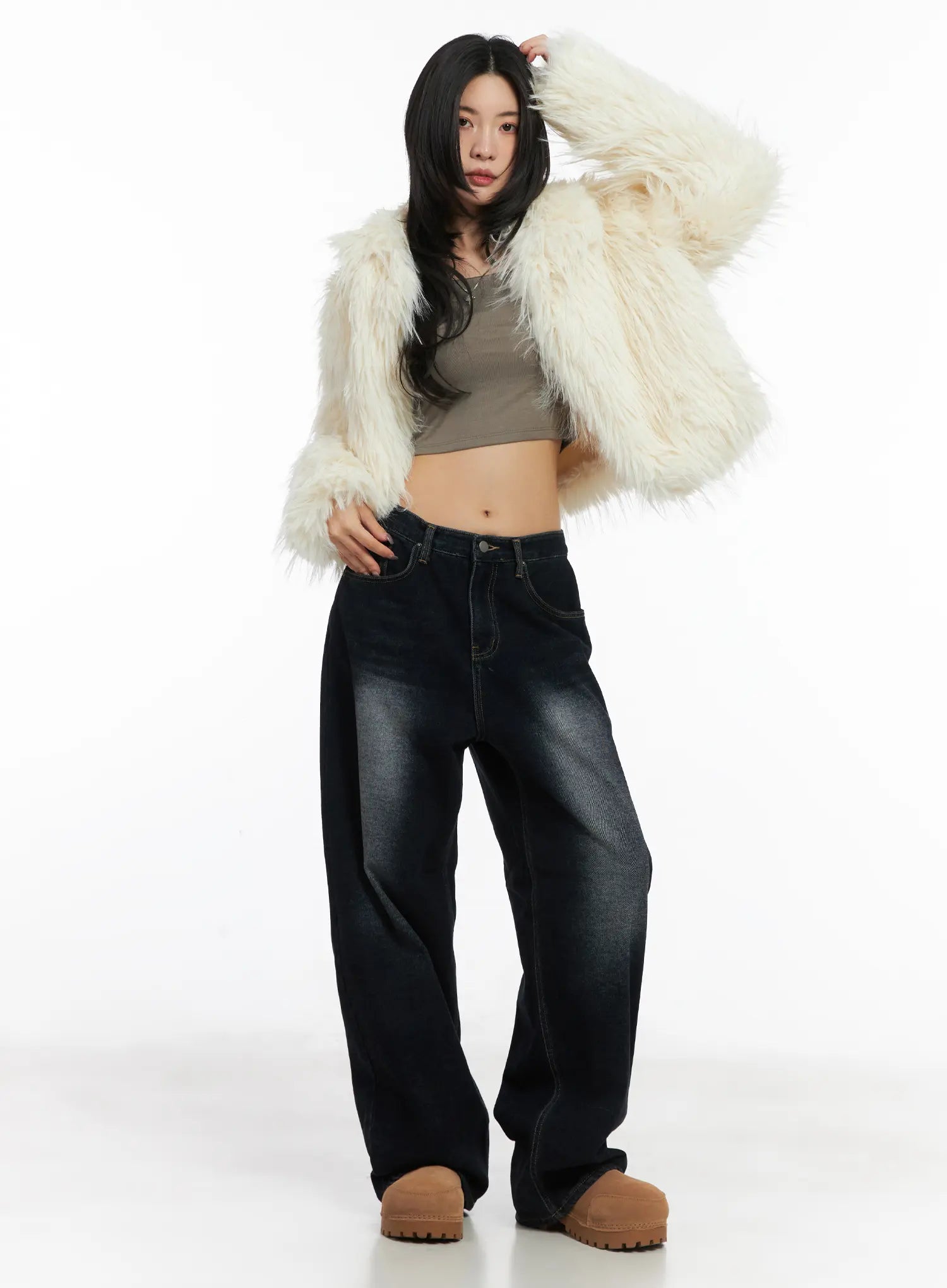 chic-faux-fur-cropped-jacket-cd509