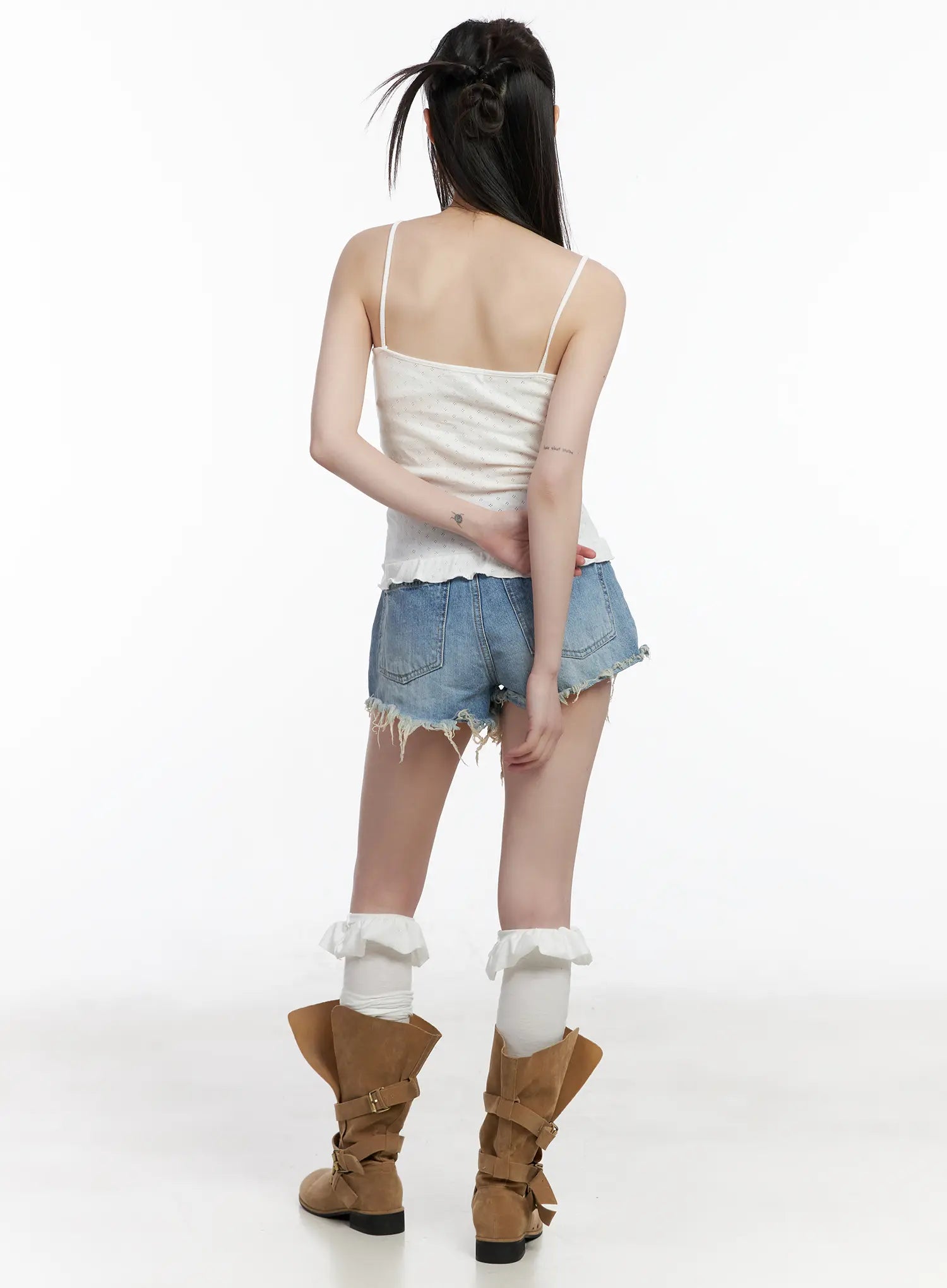 frill-hem-cami-top-cm525