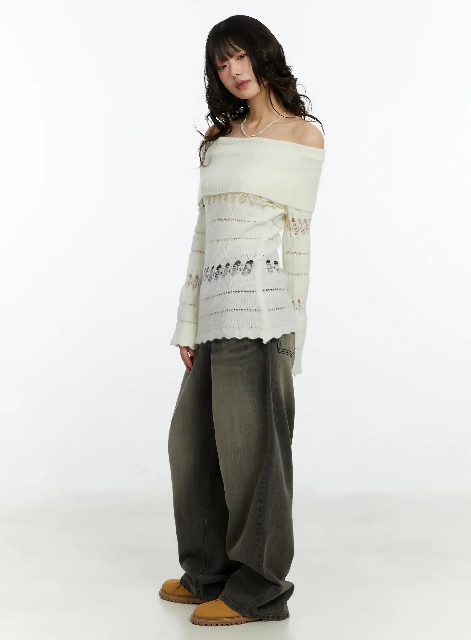 kenna-washed-backstrap-wide-leg-jeans-cf509