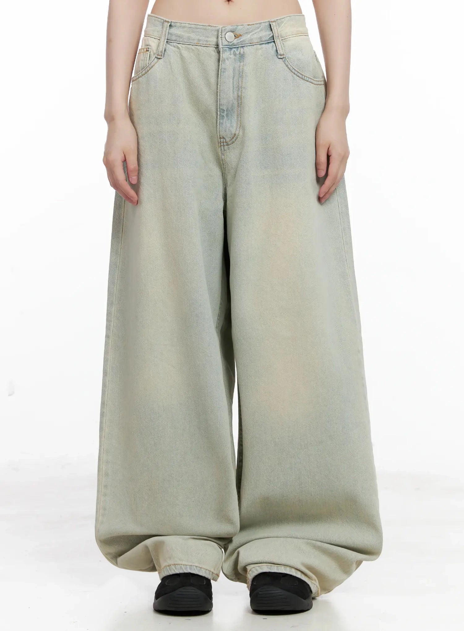 Xiaoting Vintage Style Wide-Leg Denim IL531 in light blue, front waist-to-floor shot on model, oversized wide-leg drape with heavy hem pooling, washed cotton with warm fading at thighs.
