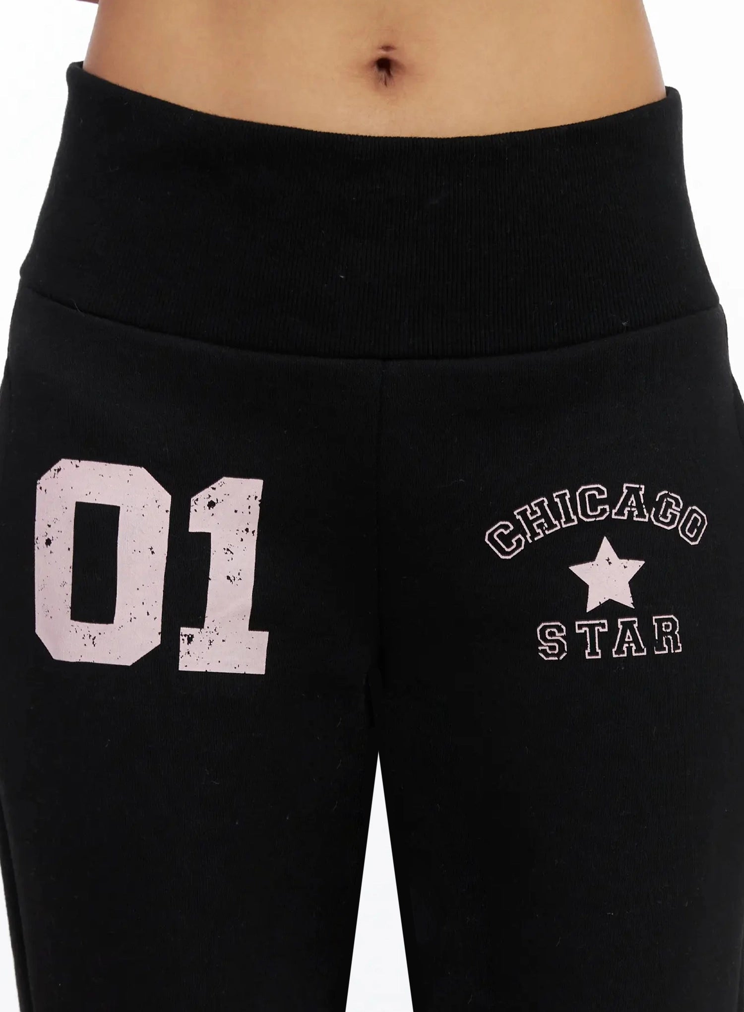 graphic-bootcut-pants-in528