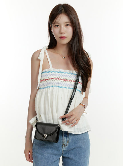 square-crossbody-bag-ou427