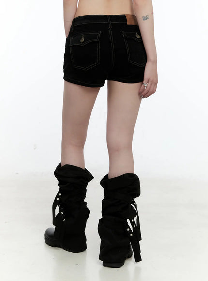 low-rise-dark-washed-denim-shorts-cn517