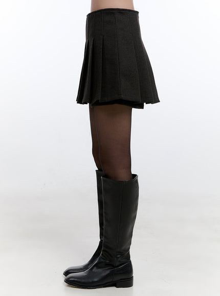 classic-pleated-mini-skirt-on418