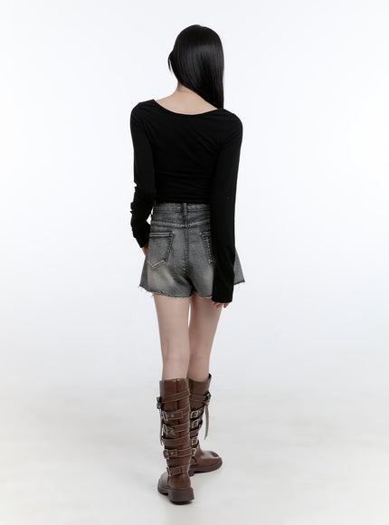 boat-neck-solid-long-sleeve-crop-top-cg413