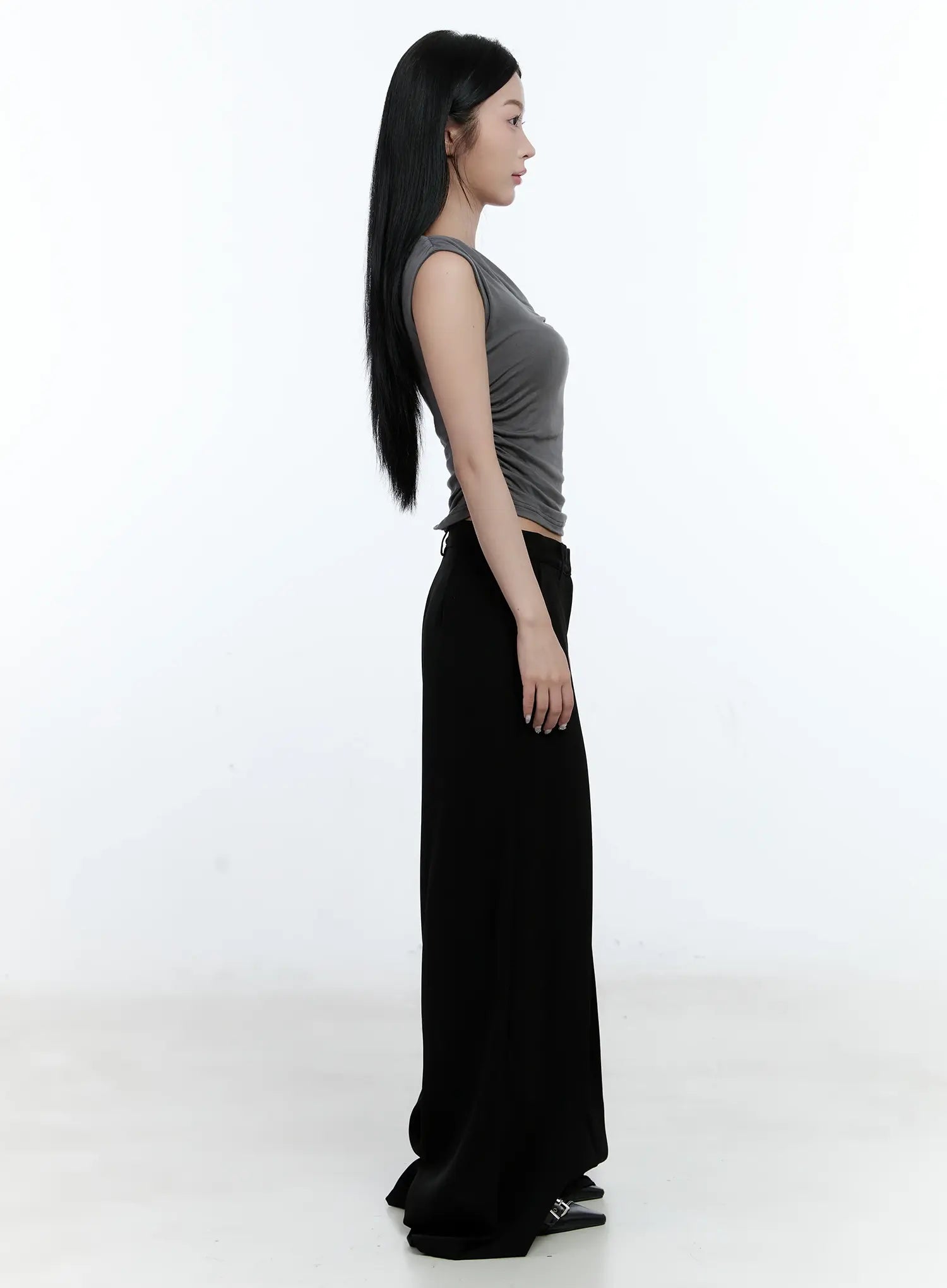 wide-leg-pleated-slacks-cl530