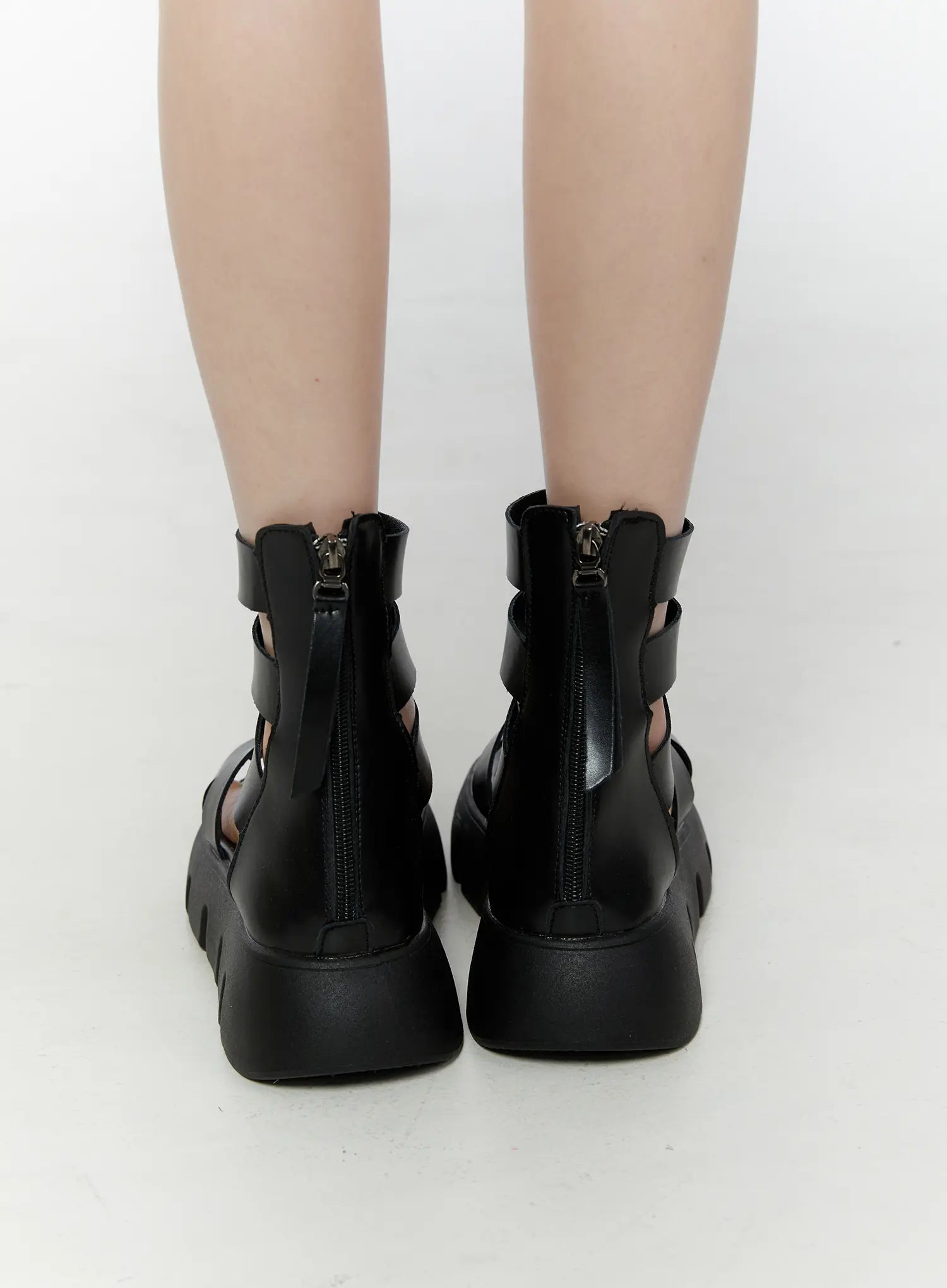 vegan-leather-gladiator-sandals-cu508