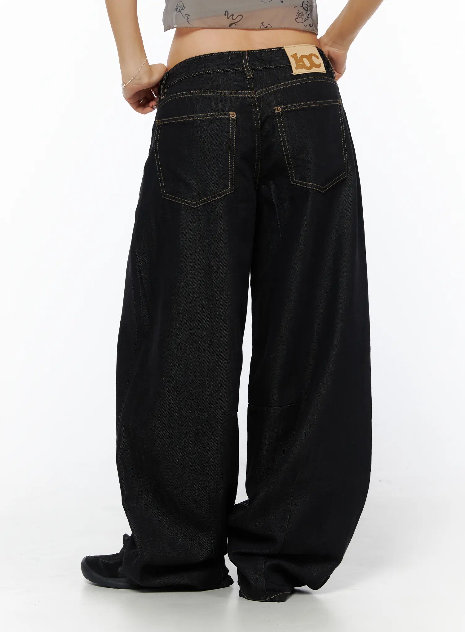 chandler-wide-leg-jeans-cu512