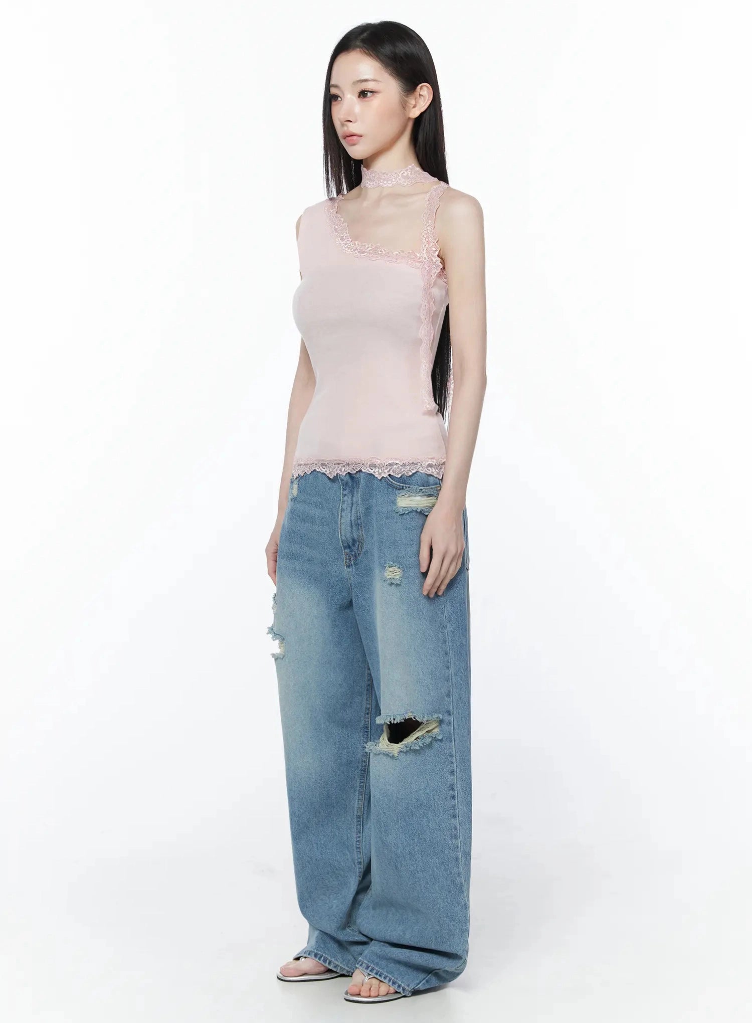 lace-trim-asymmetric-tank-top-iu512