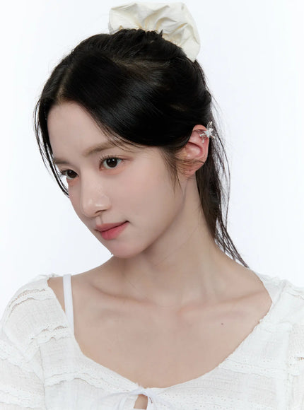 delicate-butterfly-ear-cuff-cg514