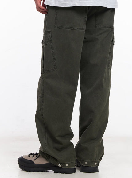 mens-wide-fit-cargo-pants-iu512