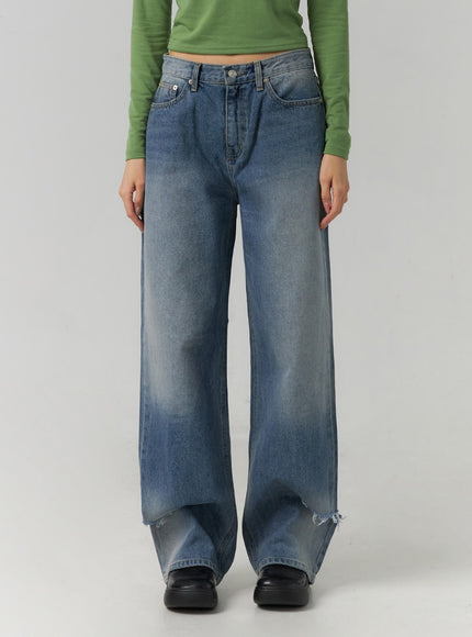 ripped-straight-leg-jeans-cd308