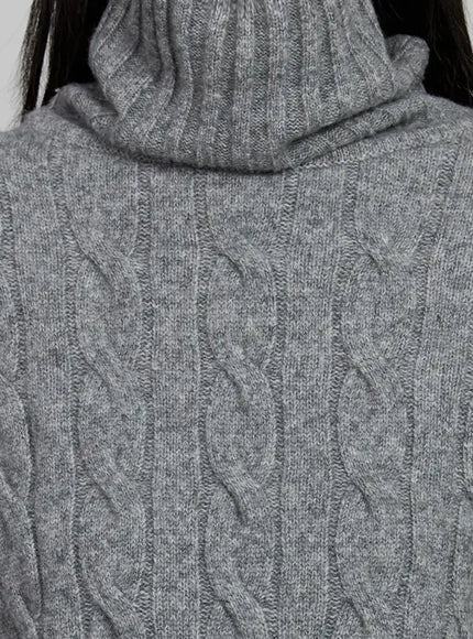 cable-knit-turtleneck-sweater-ij502