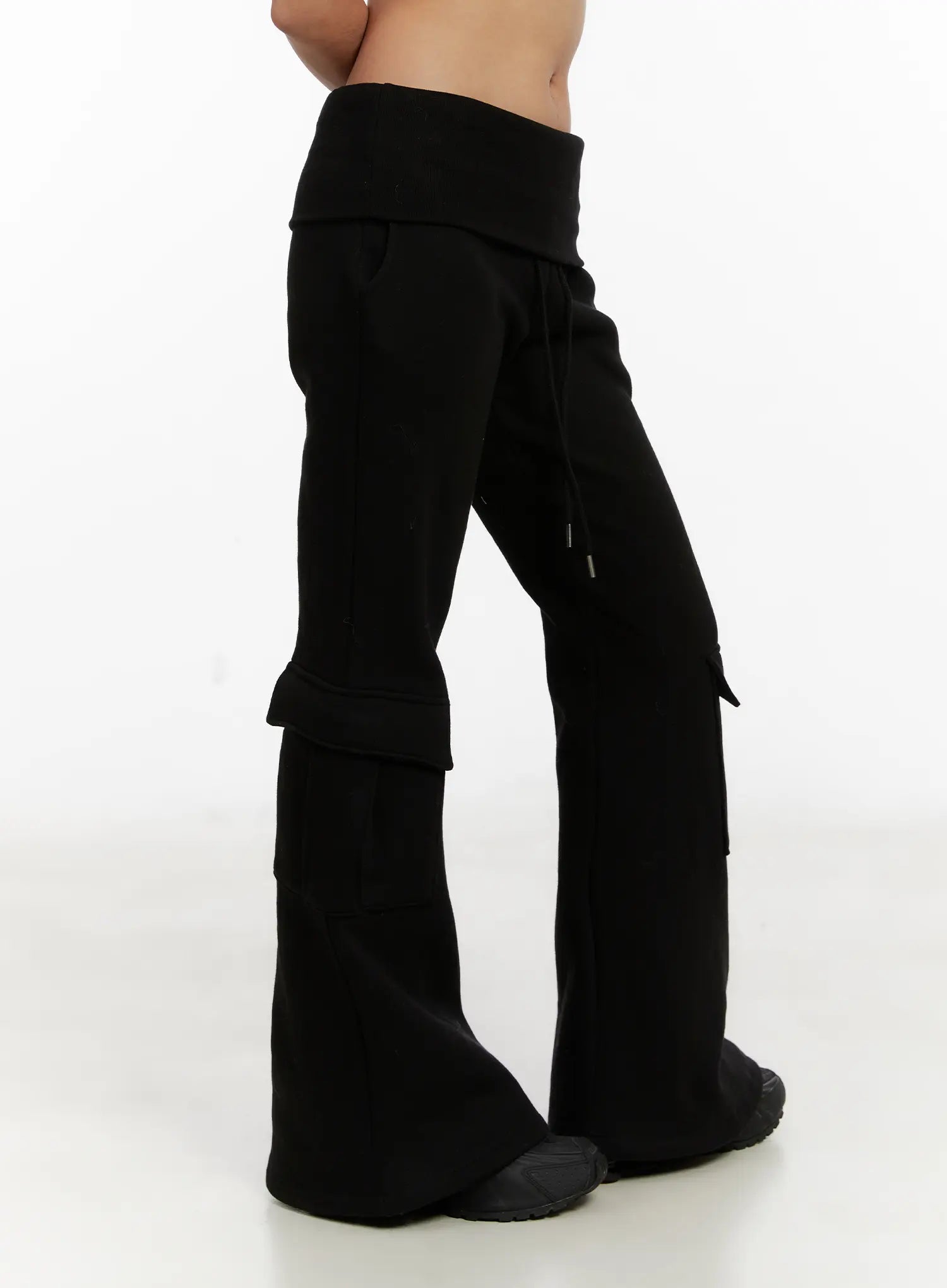 high-waist-cargo-bootcut-pants-cd517