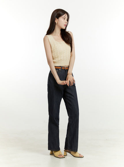 straight-blue-jeans-ou428