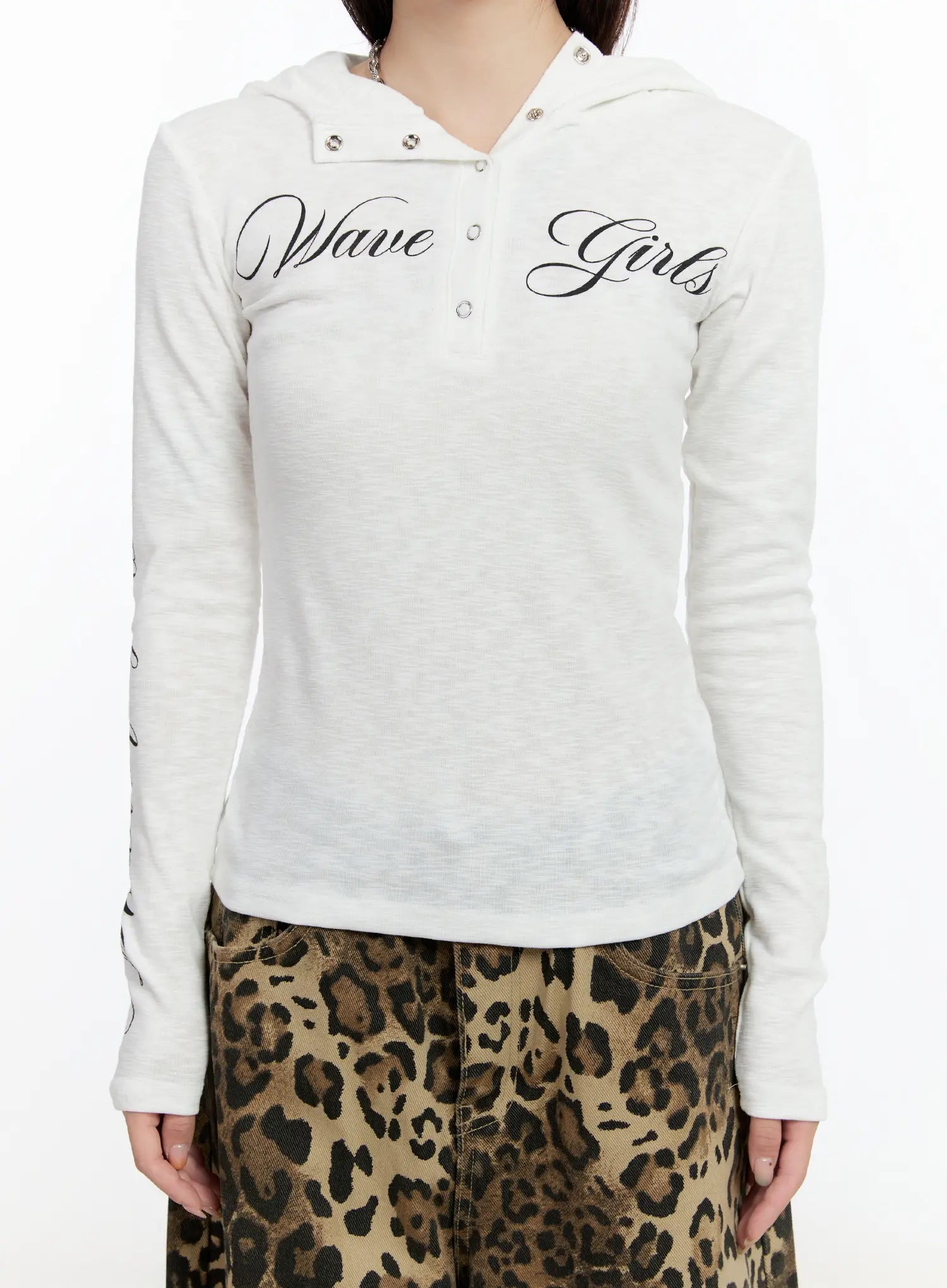 slim-fit-printed-hoodie-cn524